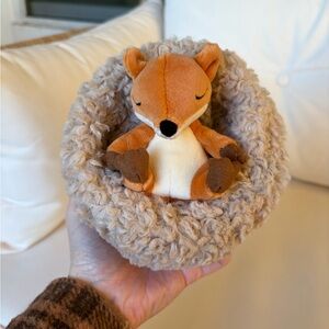 SOLD! LIKE NEW Hibernating Fox Jellycats RARE RETIRED